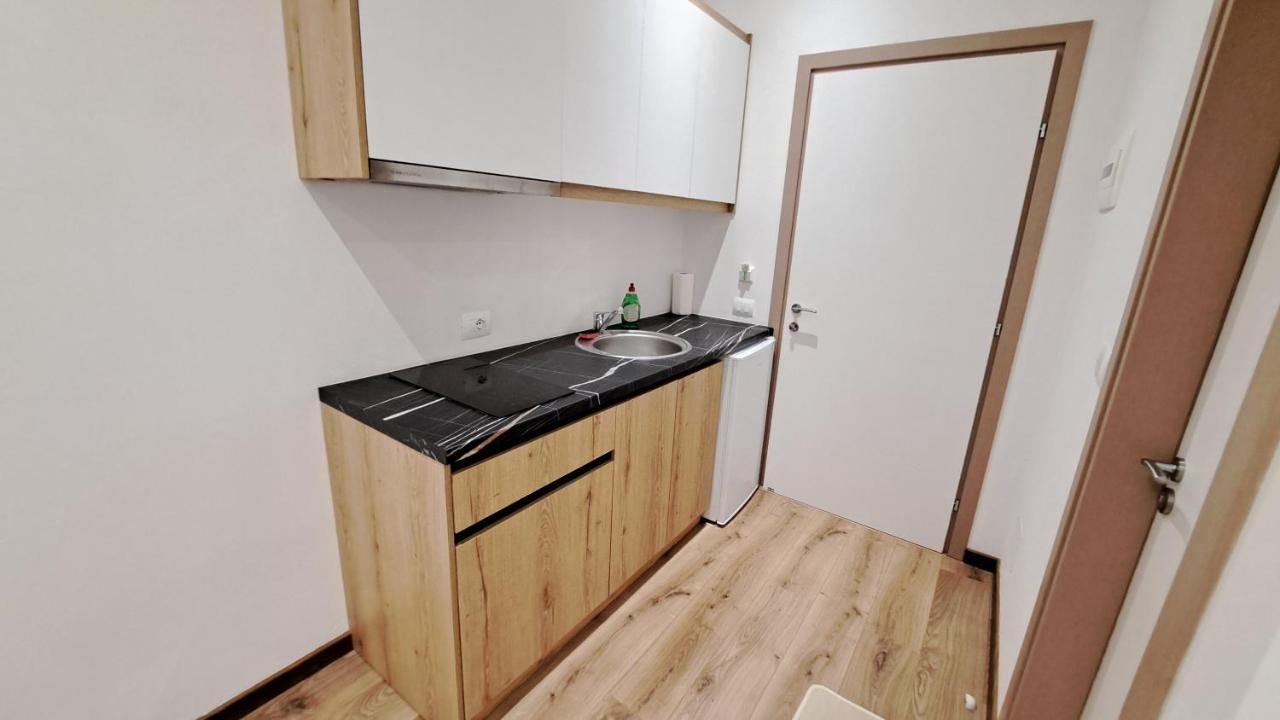 Luxury Apartaments Rraku Sarande Bagian luar foto