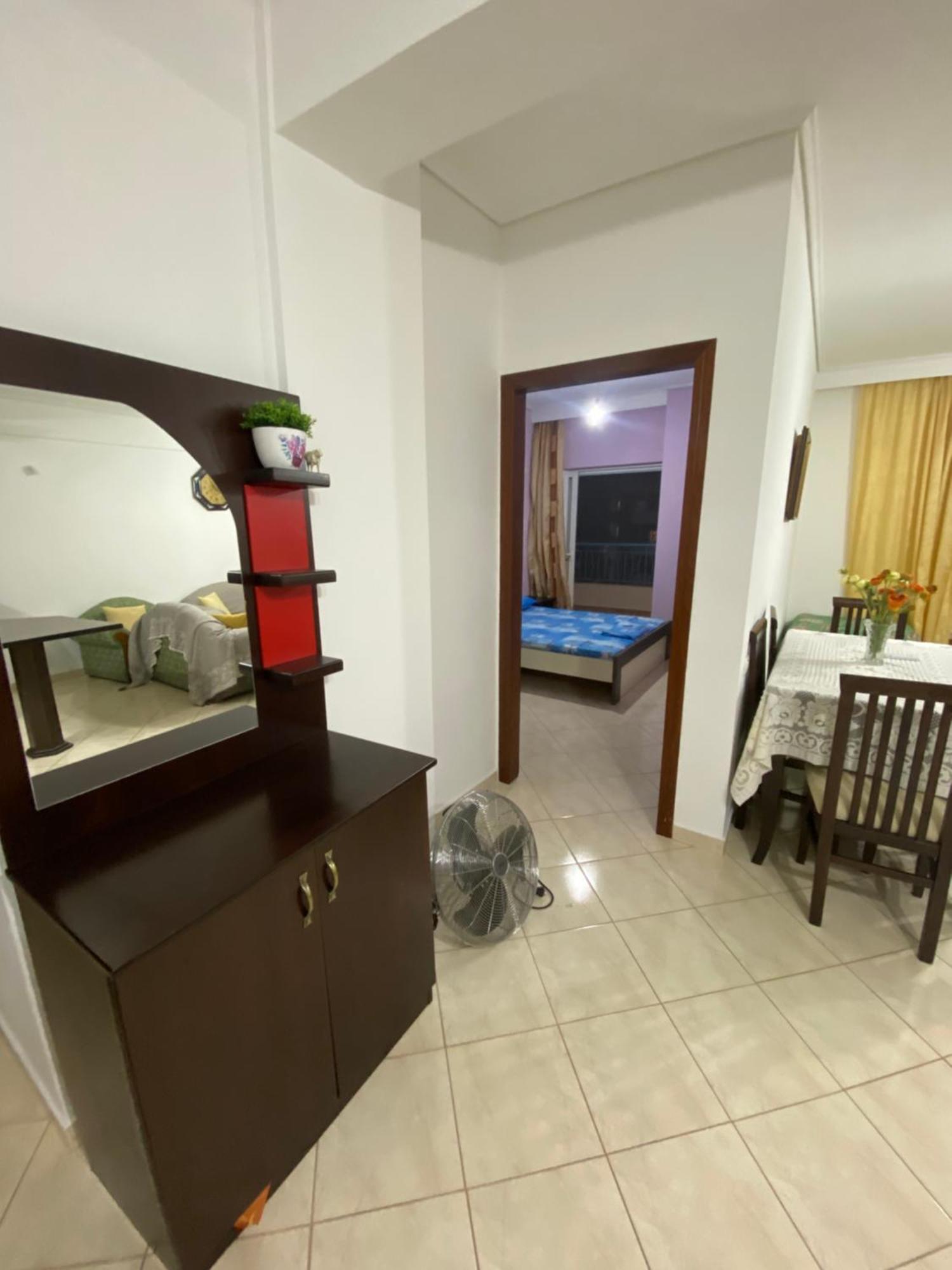 Luxury Apartaments Rraku Sarande Bagian luar foto
