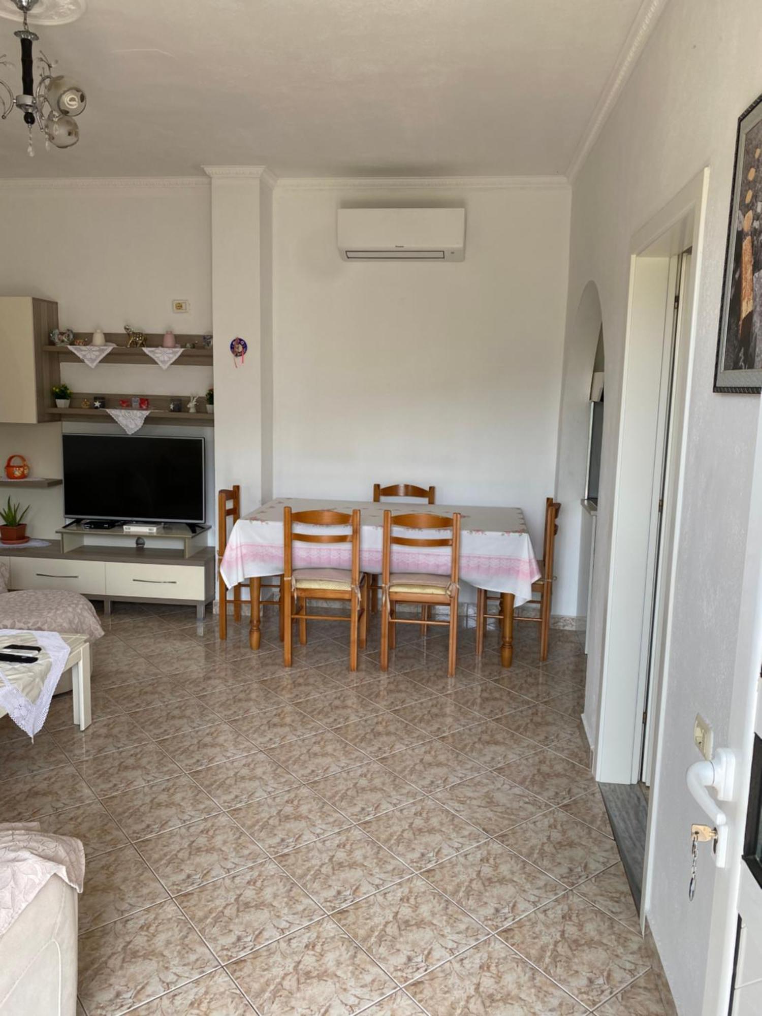 Luxury Apartaments Rraku Sarande Bagian luar foto