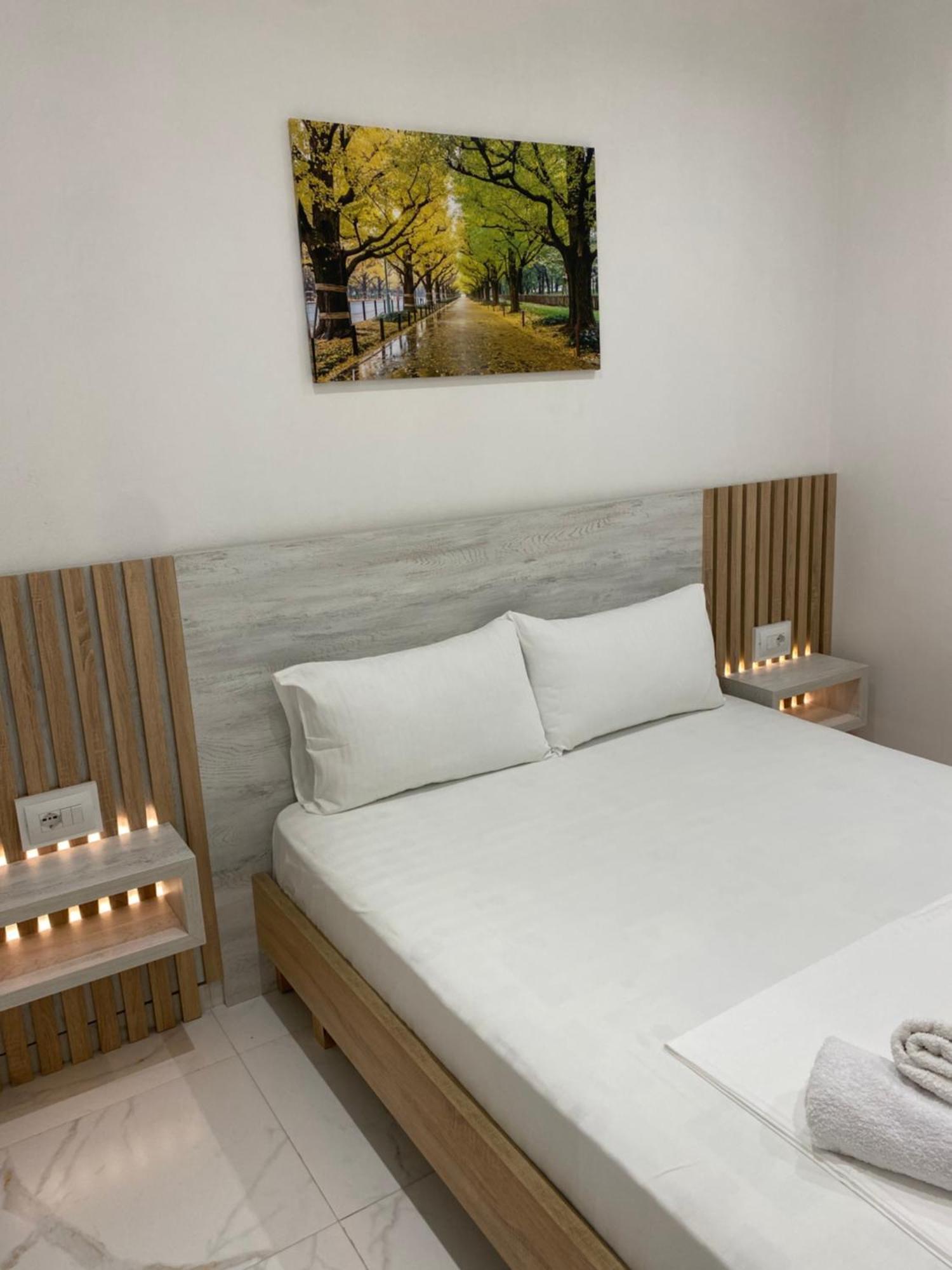 Luxury Apartaments Rraku Sarande Bagian luar foto