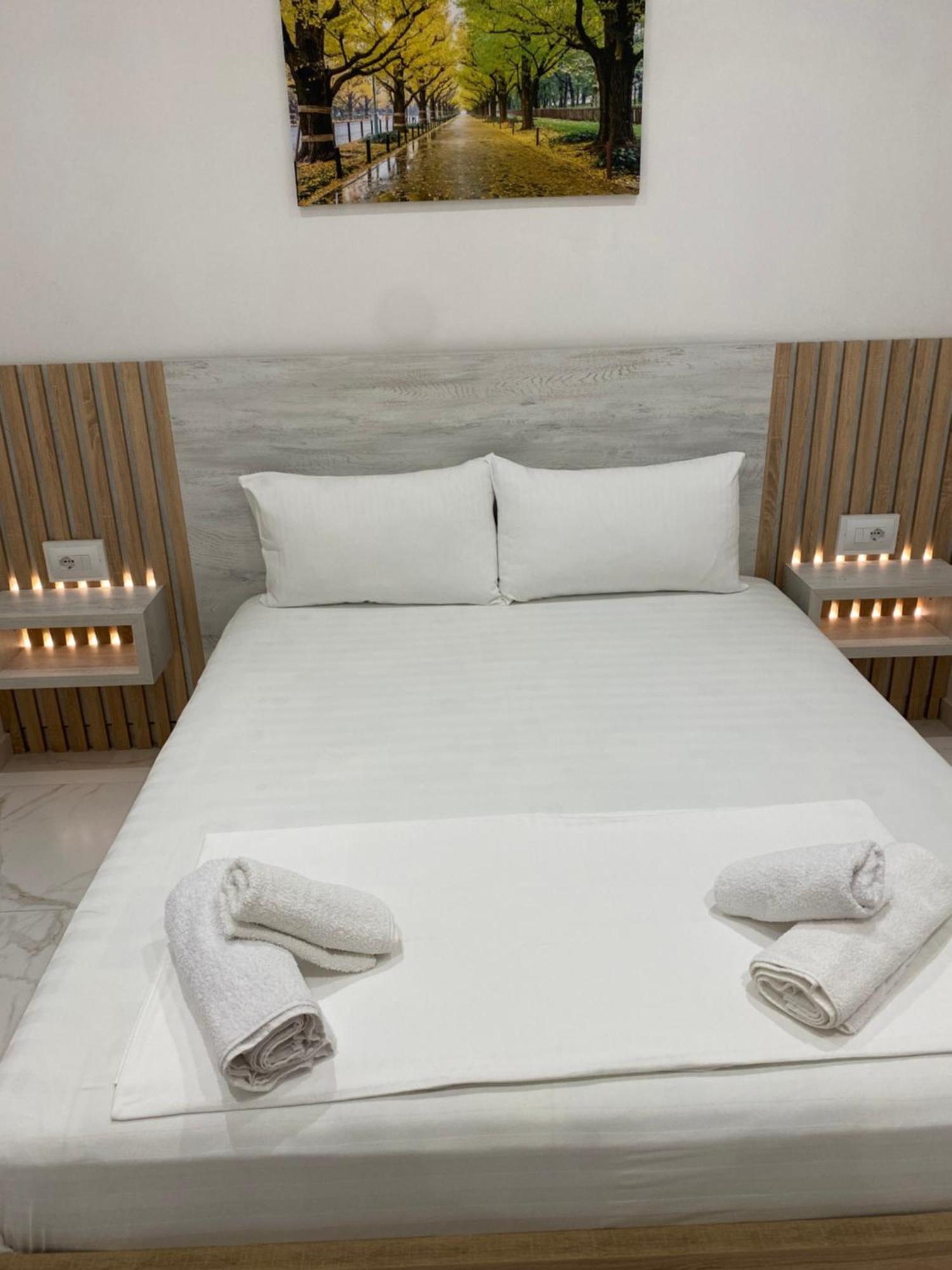 Luxury Apartaments Rraku Sarande Bagian luar foto